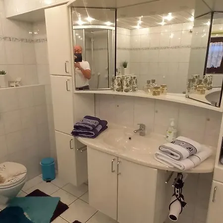 Rosenparadies * Kropelin